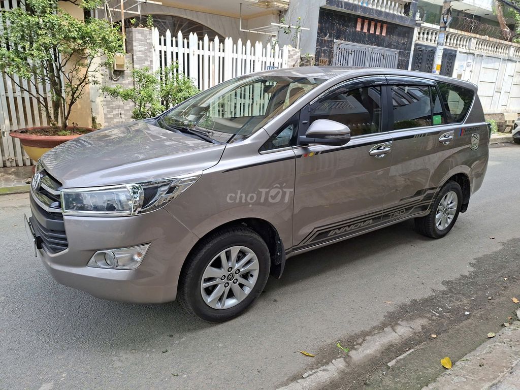 Toyota Innova 2019 механике, редкая эксплуатация