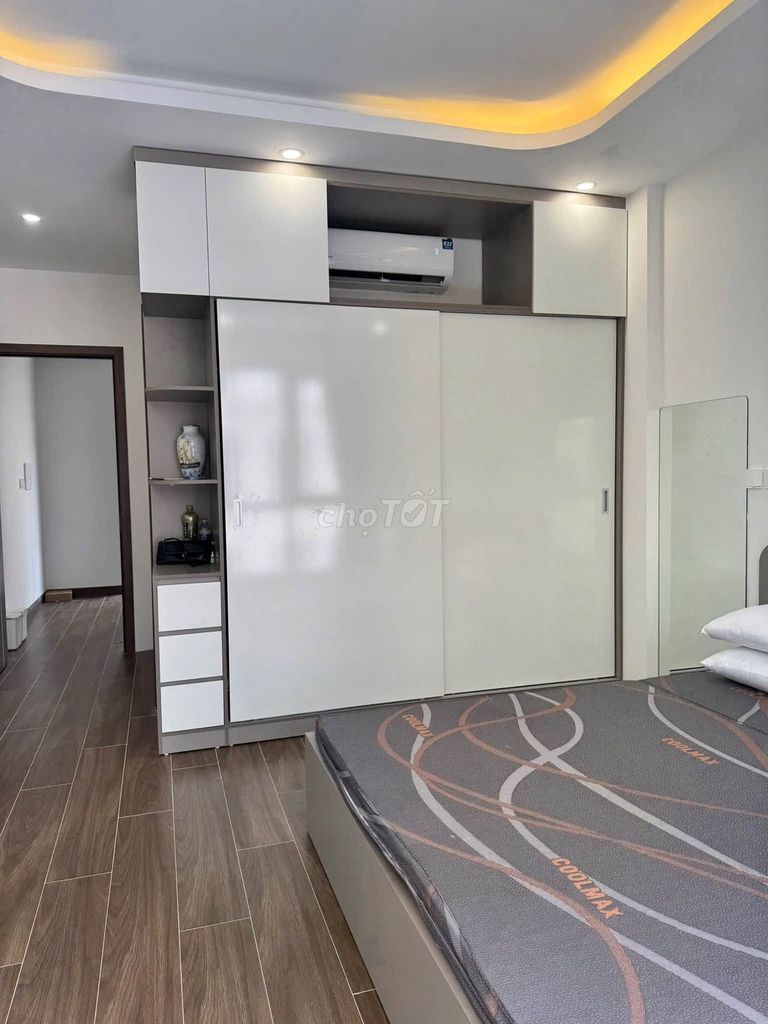 5-этажный дом с мебелью в Vinhomes Ocean Park