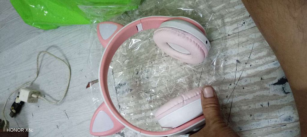 Tai nghe Bluetooth Tai mèo Nữ. Mua bán Tivi, Âm thanh tại Quận 8 Tp Hồ Chí Minh được đăng bởi shop poony house hình 1