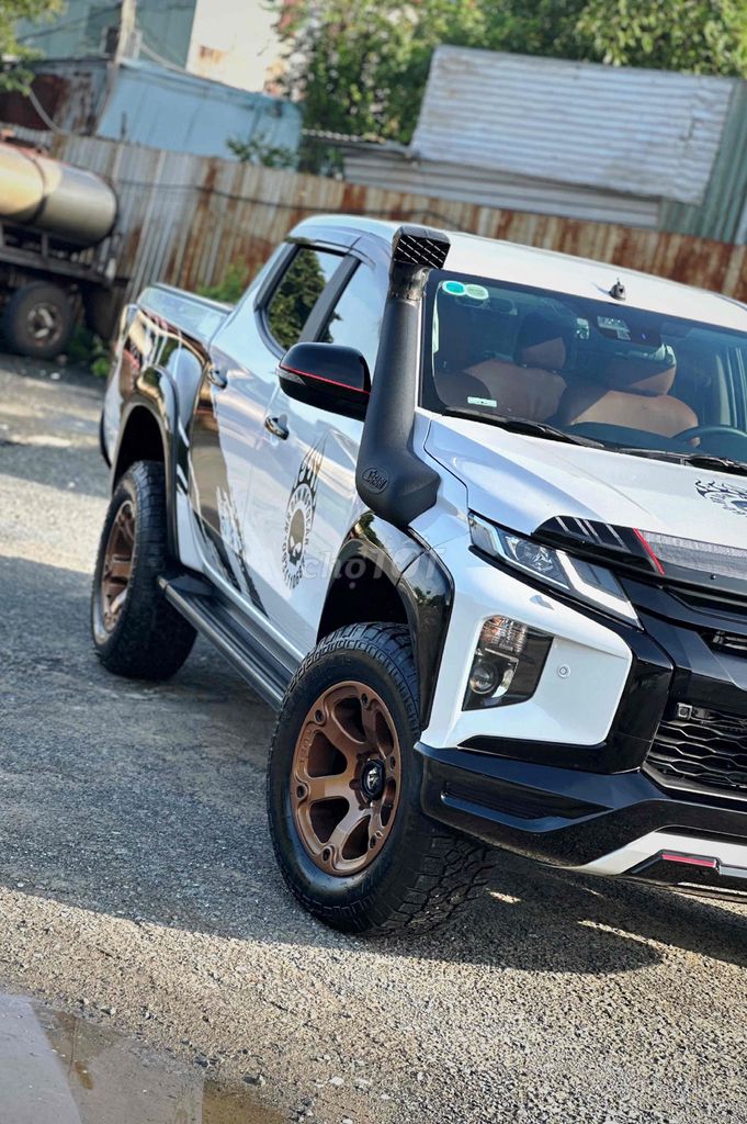 Mitsubishi Triton 2021 4x4 AT Athlete (Euro 5). Mua bán Ô tô tại Quận Tân Bình Tp Hồ Chí Minh được đăng bởi MR Đàm MOTOCAR hình 3
