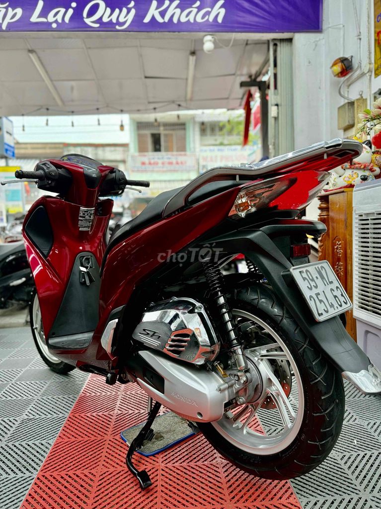 ❤️Honda SH 125 ABS 2018, BSTP 9Chủ, CÓ GÓP. Mua bán Xe máy tại Quận 8 Tp Hồ Chí Minh được đăng bởi Tấn Đạt hình 4