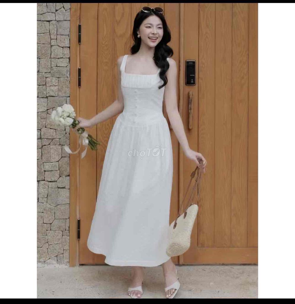 BBSTORE'S Đầm 2 Dây Dạo Phố Cotton Dài Thêu Cổ Vuô. Mua bán Quần áo tại Huyện Trảng Bàng Tây Ninh được đăng bởi Phạm Châu hình 1