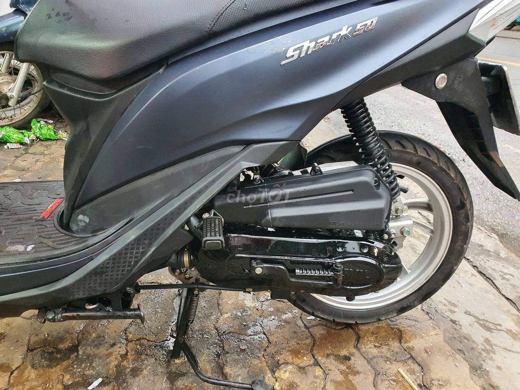 Xe SHARK 50cc zin nguyên bản, xe êm tiết kiệm xăng. Mua bán Xe máy tại Thành phố Thủ Đức Tp Hồ Chí Minh được đăng bởi tiệm sửa otô xe máy quốc toàn quốc tuân hình 7