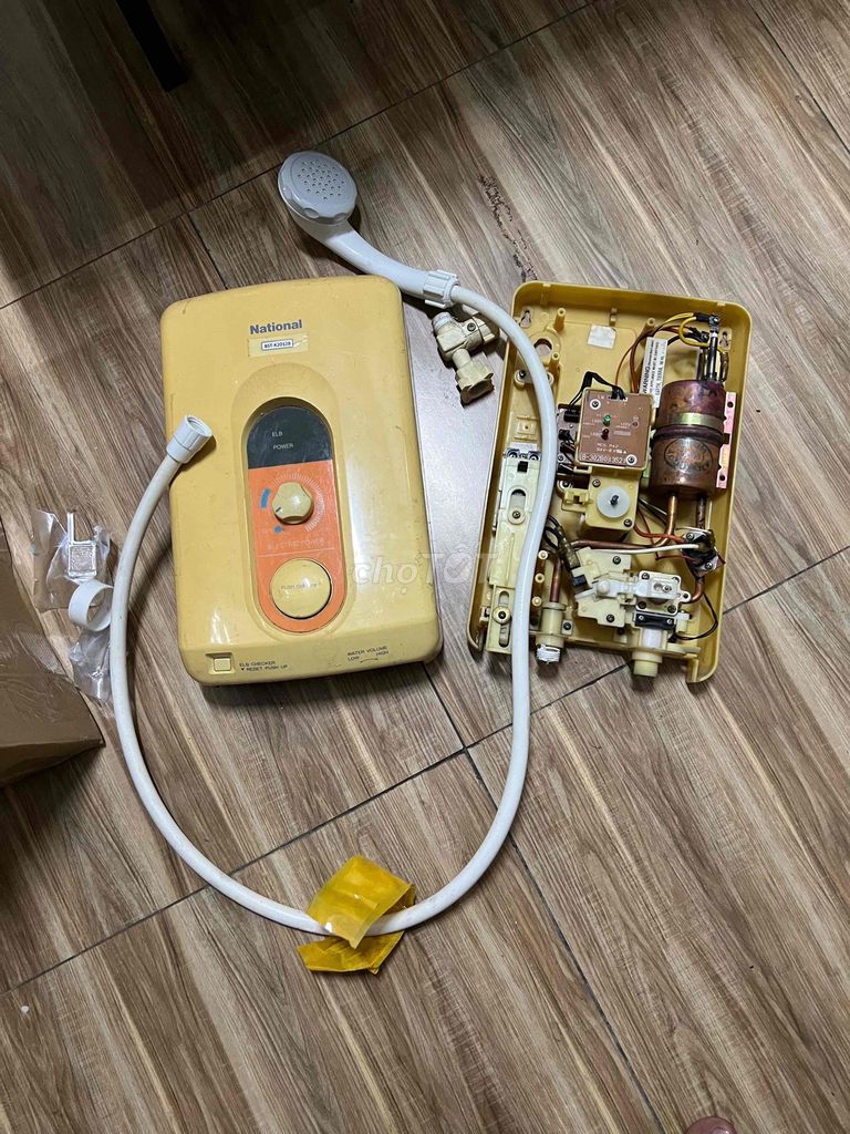 Máy tắm nước nóng National DH-302W. Mua bán Thiết bị vệ sinh, nhà tắm tại Thành phố Thủ Dầu Một Bình Dương được đăng bởi điện thoại giá rẻ  hình 1