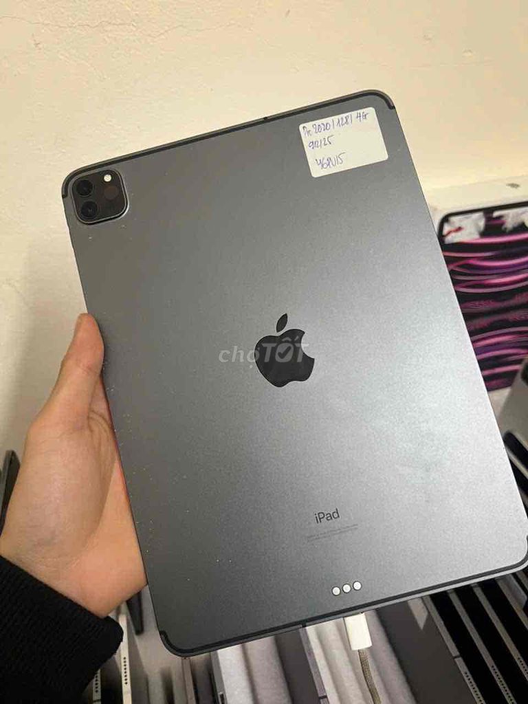 Apple iPad Pro 2020 128GB Xám 4G. Mua bán Máy tính bảng tại Quận Hoàng Mai Hà Nội được đăng bởi Nguyễn Xuân Mạnh hình 1