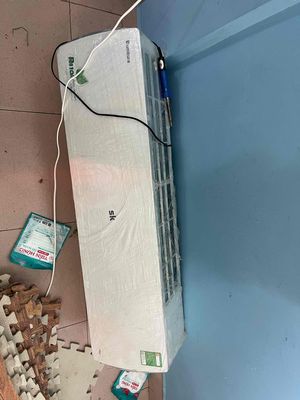 bán máy lạnh còn mới dư dùng. Mua bán Máy lạnh, điều hoà tại Quận Cẩm Lệ Đà Nẵng được đăng bởi Kính Trung