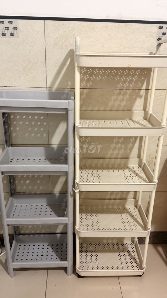 Kệ nhựa 5 tầng màu Kem. Mua bán Tủ, kệ gia đình tại Quận 7 Tp Hồ Chí Minh được đăng bởi Hoàng  hình 1