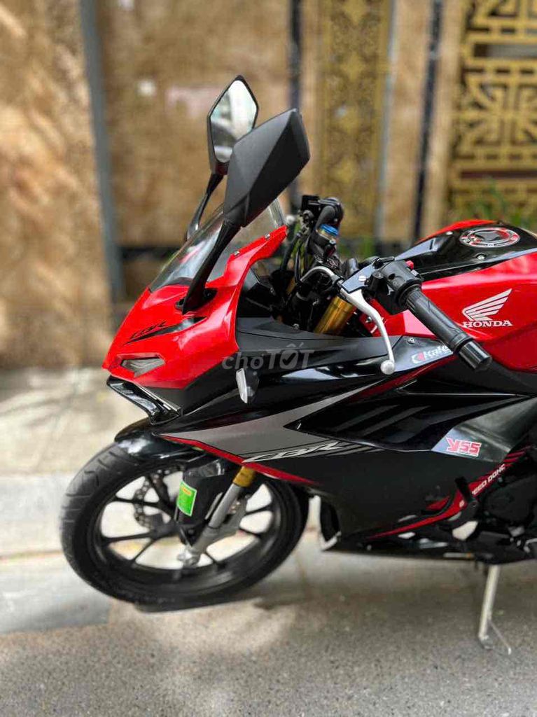 HONDA CBR150 ABS FI biển số 29 xe lướt mới pkl. Mua bán Xe máy tại Quận Cầu Giấy Hà Nội được đăng bởi Tong motor xe may hình 5