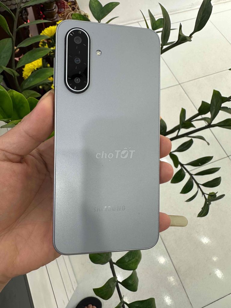 Samsung A17 5G 256GB Xám. Mua bán Điện thoại tại Quận Cầu Giấy Hà Nội được đăng bởi thành hình 1