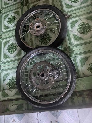 cần bán fun bộ bánh căm 2 đĩa luôn vỏ đĩa. Mua bán Phụ tùng xe tại Huyện An Minh Kiên Giang được đăng bởi Đô Son Tùng