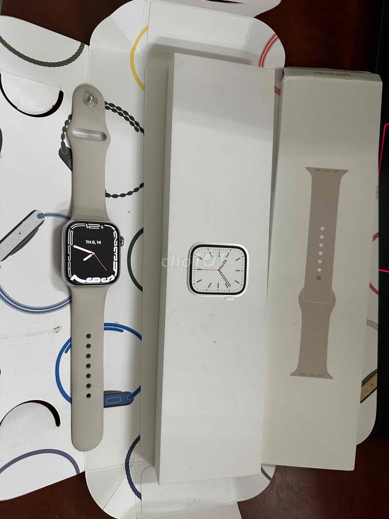 Đồng hồ Apple Watch Series 7 bản thép 45mm