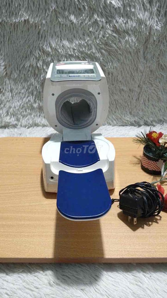 Máy đo huyết áp Omron Trắng. Mua bán Nội thất, đồ gia dụng khác tại Quận Long Biên Hà Nội được đăng bởi Nguyễn Mạnh hình 1