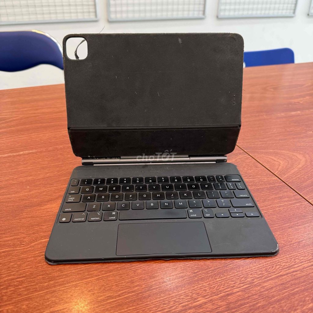 Bàn Phím iPad 11 inch, Apple Magic Keyboard. Mua bán Phụ kiện (Màn hình, Chuột...) tại Quận Tân Bình Tp Hồ Chí Minh được đăng bởi Minh Tuấn hình 1