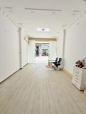 Аренда · 1 комн. · 28 м² · Quận Phú Nhuận, ул. Đường Cù Lao