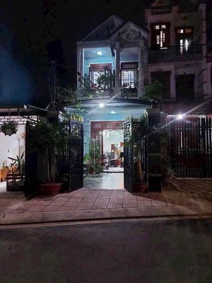 NHÀ MẶT TIỀN, DIỆN TÍCH KHỦNG,NHÀ ĐẸP VÀO Ở LUÔN KO CẦN SỬA. Mua bán Nhà ở tại Quận 12 Tp Hồ Chí Minh được đăng bởi Thanh