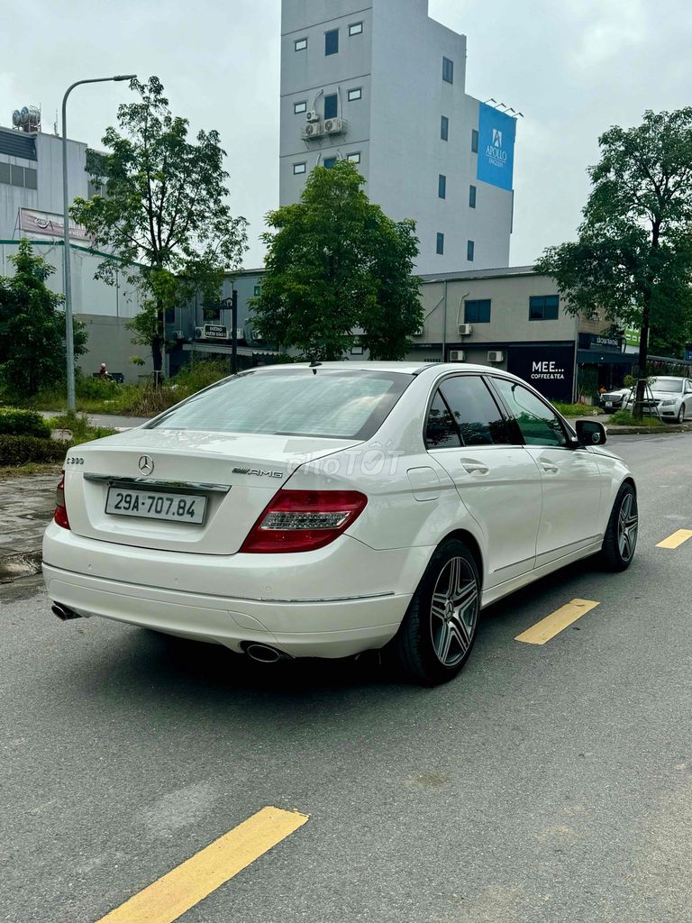 Mercedes-Benz C300Trắng Tự động. Mua bán Ô tô tại Huyện Đông Anh Hà Nội được đăng bởi vương văn chung  hình 5