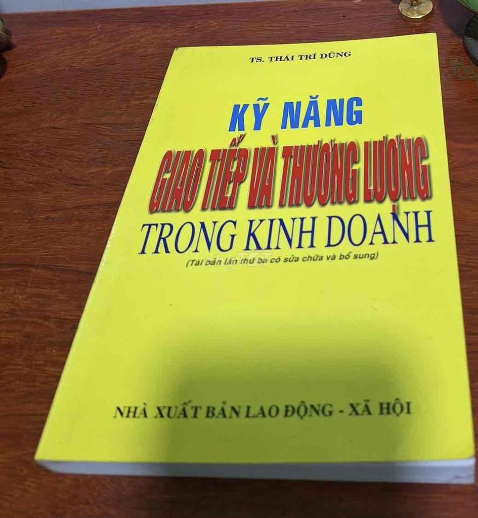Sách Kỹ Năng Giao Tiếp Và Thương Lượng Trong KD. Mua bán Sách tại Quận Sơn Trà Đà Nẵng được đăng bởi Tiệm sách tri thức đà nẵng 2 hình 1