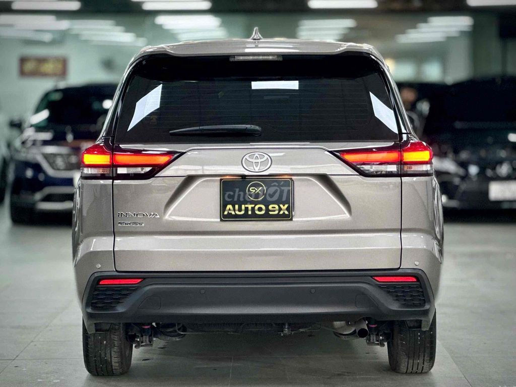 🚘 Toyota Innova 2024 Cross 2.0 CVT - 18.000 km. Mua bán Ô tô tại Thành phố Thủ Đức Tp Hồ Chí Minh được đăng bởi Tấn Lợi  hình 15