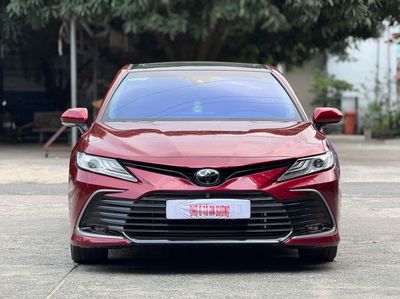 Toyota Camry 2.5Q Đỏ cực mới