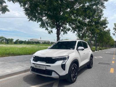 Kia Sonet Luxury 2025 Trắng 9000 km