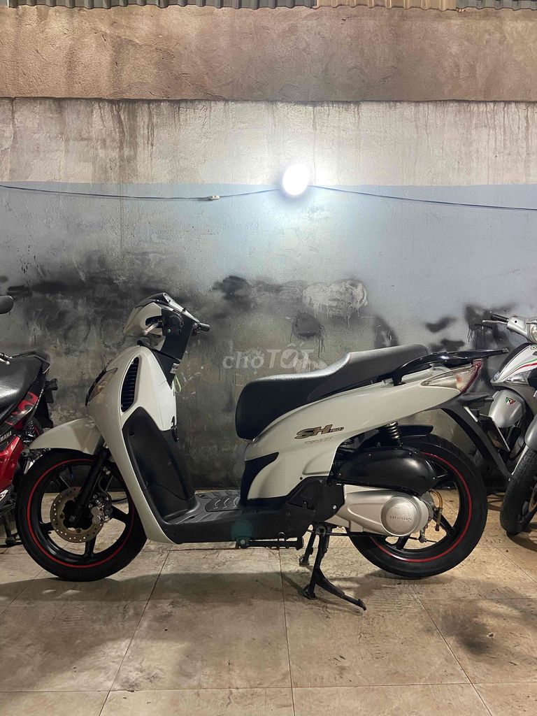 sh ý 2005 úp áo sh ý 2008 xe đẹp máy chất. Mua bán Xe máy tại Thành phố Dĩ An Bình Dương được đăng bởi Cửa Hàng Xe Máy Huy Khoa  hình 2