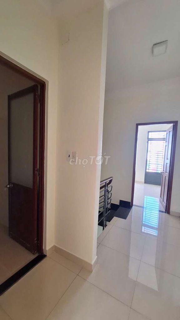 Продажа дома, переулок Лак Лон Куан, 3 этажа, площадь 4,2х13