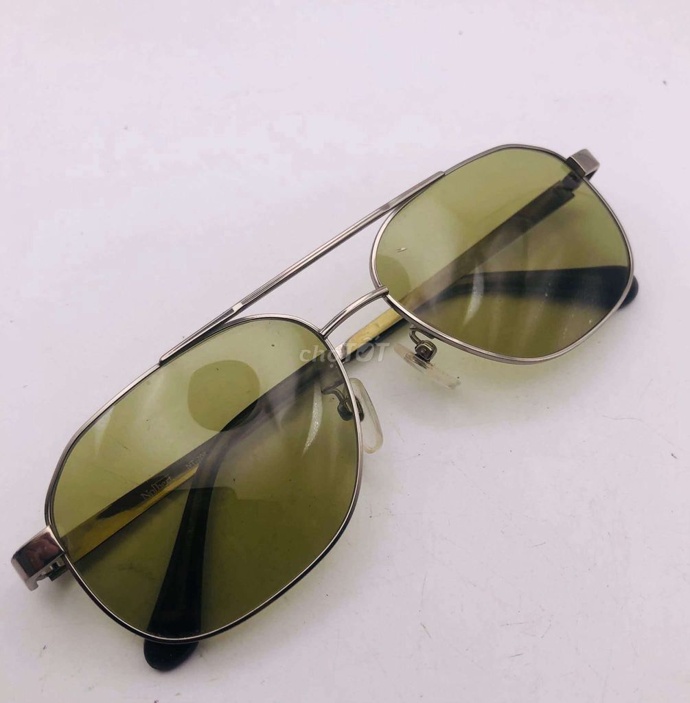 Kính râm Nolbert Titanium Xám. Mua bán Phụ kiện thời trang khác tại Huyện Thanh Trì Hà Nội được đăng bởi mình nhiên hand hình 1