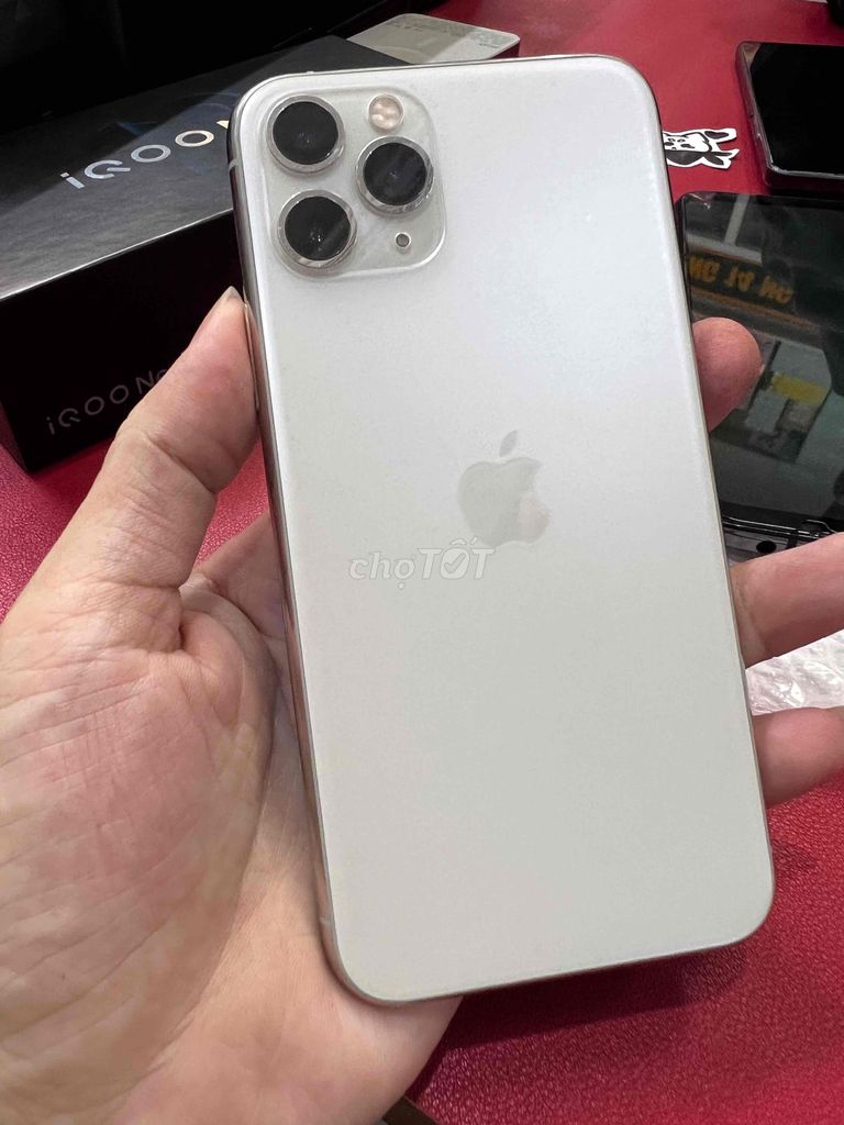 Apple iPhone 11 Pro Max 256GB Bạc 99%. Mua bán Điện thoại tại Thị xã Bến Cát Bình Dương được đăng bởi GamingPhone Bến Cát hình 1