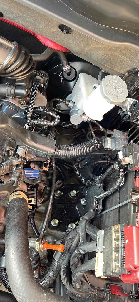 Suzuki Ertiga 2020 1.5L AT - 46000 km. Mua bán Ô tô tại Quận Ninh Kiều Cần Thơ được đăng bởi nguyen van tai hình 17