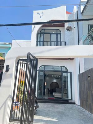 Xuất hiện căn nhà 1 trệt 1lầu gần TP.Biên Hoà Cách KDL Bửu Long 7 phút. Mua bán nhà ở tại Thành phố Biên Hòa Đồng Nai được đăng bởi Minh Nhật