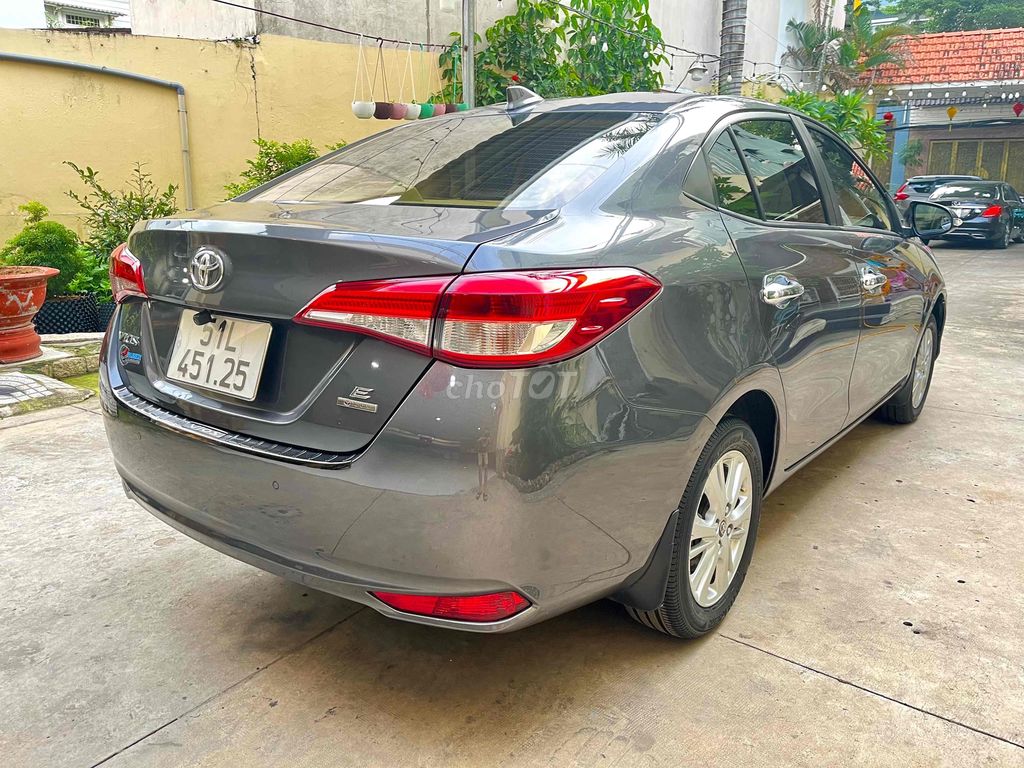 Toyota Vios tự động 2018 CVT. Xe gia đình rất mới. Mua bán Ô tô tại Quận 7 Tp Hồ Chí Minh được đăng bởi Ô tô Thái Hiền hình 4