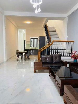 Аренда · 3 комн. · 100 м² · Quận Cẩm Lệ, ул. nguyễn hàm ninh