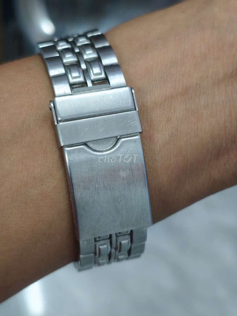 Đồng hồ Nhật size 40mm,1 lịch, niềng xoay,dạ quang. Mua bán Đồng hồ tại Thành phố Huế Thừa Thiên Huế được đăng bởi Shop LucyHoang hình 5