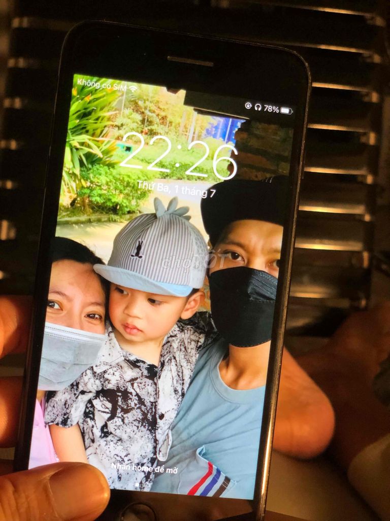 Bán iphone 7plus 128gb màu đen đang xài