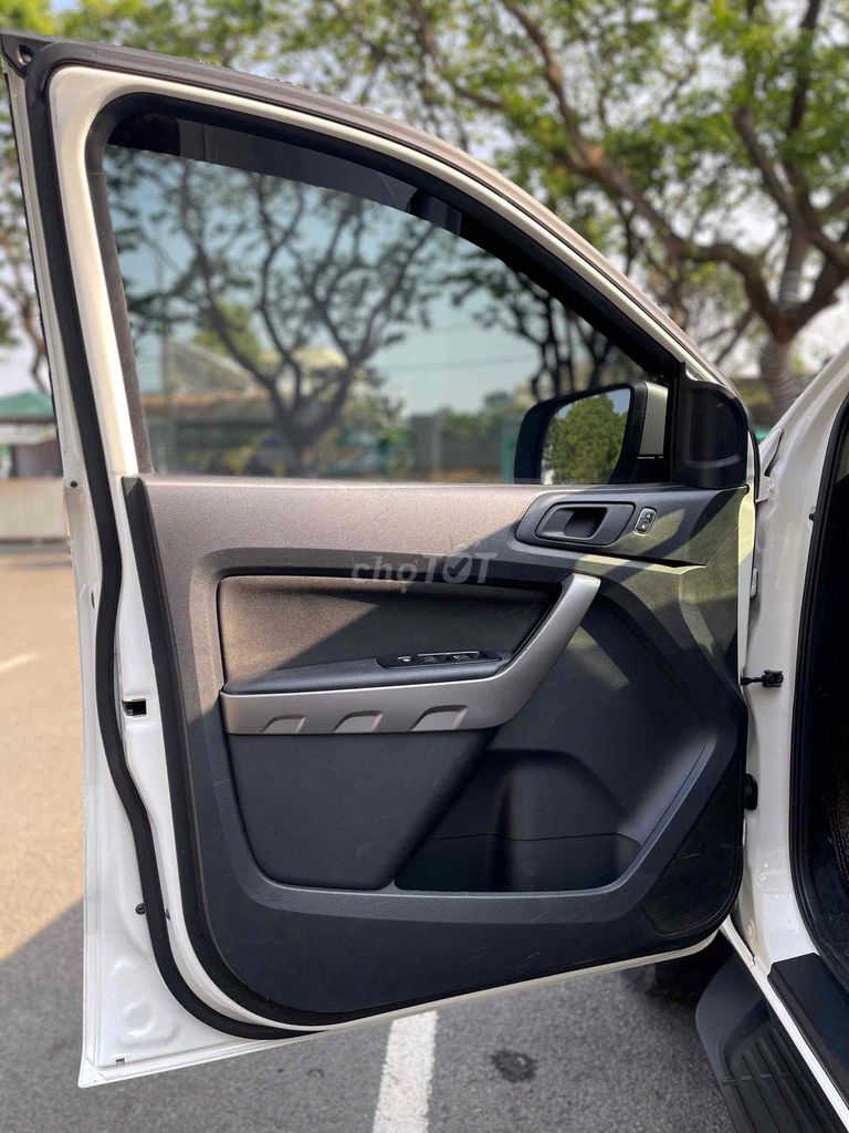 Ford Ranger 2019 XLS 2.2L 4x2 AT - 80000 km. Mua bán Ô tô tại Thành phố Buôn Ma Thuột Đắk Lắk được đăng bởi Ngô quốc Việt  hình 6