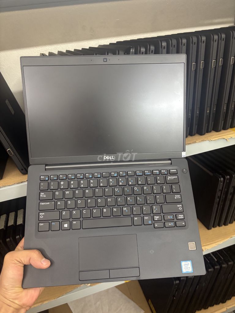 ✅ Dell 7390 i5 8350 Nhỏ nhưng có võ ✅. Mua bán Laptop tại Quận Đống Đa Hà Nội được đăng bởi Hieuz LapTop Gia Re hình 1