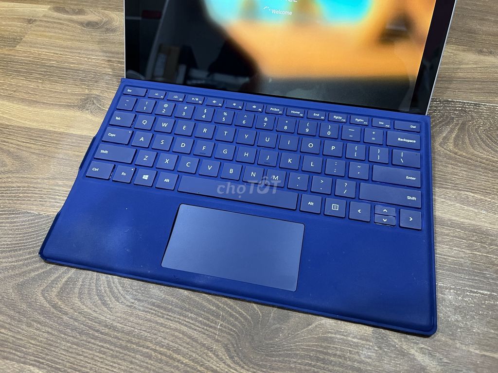 Surface Pro 5 M3-4-128 + phím .