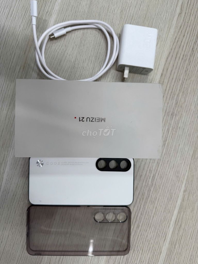 Meizu 21 chip 8 gen 3, ram 12/256
