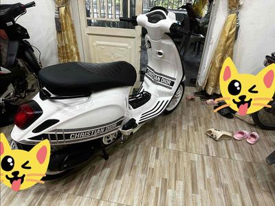 cần bán vespa như hình giá còn thương lượng. Mua bán Xe máy tại Quận Bình Thạnh Tp Hồ Chí Minh được đăng bởi PhuongUyen