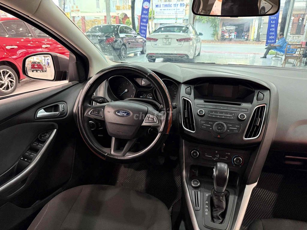 Ford Focus 2017. Mua bán Ô tô tại Thành phố Thủ Dầu Một Bình Dương được đăng bởi Phuong Tran hình 8