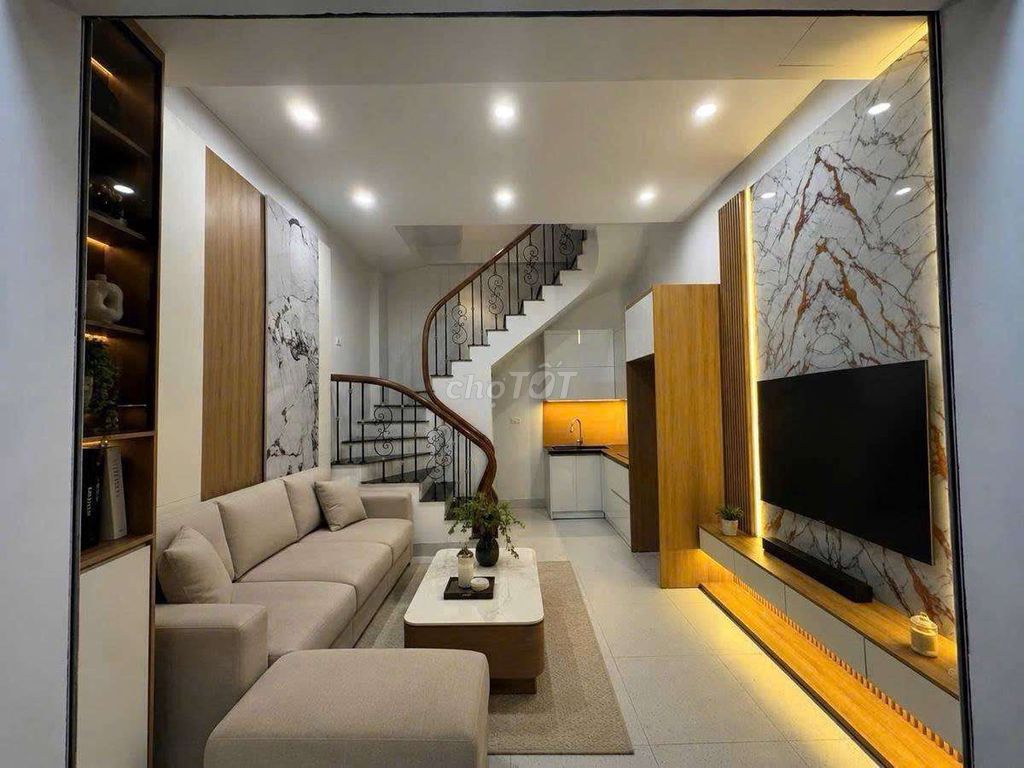 Bán nhà Đống Đa 25m² 4 tầng giá 5,5 tỷ – nhà đẹp Nguyễn Văn Tuyết