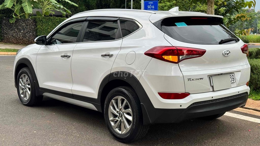 Hyundai Tucson 2018 2.0 AT - 49000 km. Mua bán Ô tô tại Thành phố Buôn Ma Thuột Đắk Lắk được đăng bởi đạt lê hình 6