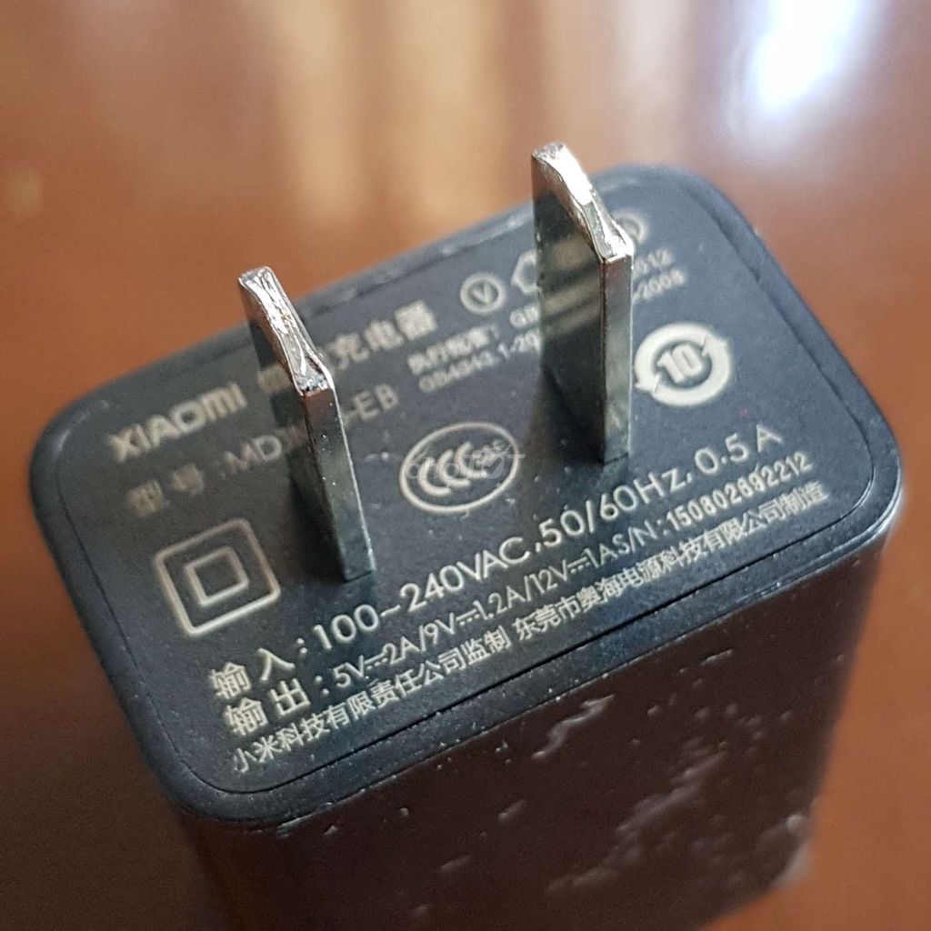Sạc Điện Thoại (Micro USB) Chính Hãng New 100%. Mua bán Phụ kiện (Màn hình, Chuột...) tại Quận Thanh Khê Đà Nẵng được đăng bởi Oanh PK hình 1