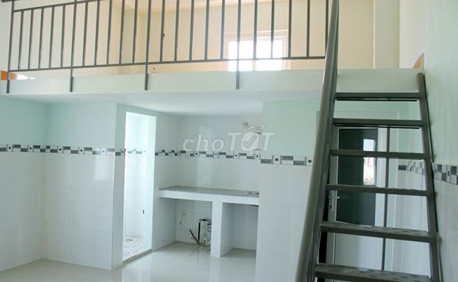 Bán dãy trọ 7P gần chợ Bà Điểm Hóc Môn, DT: 100m2 SHR Giá: 1.2 tỷ