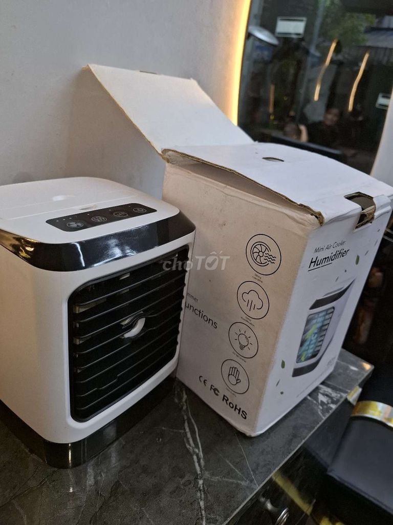 Quạt hơi nước mini