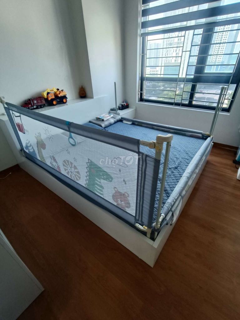 Giường Gỗ Trắng 1.8m x 2m. Mua bán Giường, chăn ga gối nệm tại Quận Bắc Từ Liêm Hà Nội được đăng bởi Nguyễn Văn Tiềm hình 1