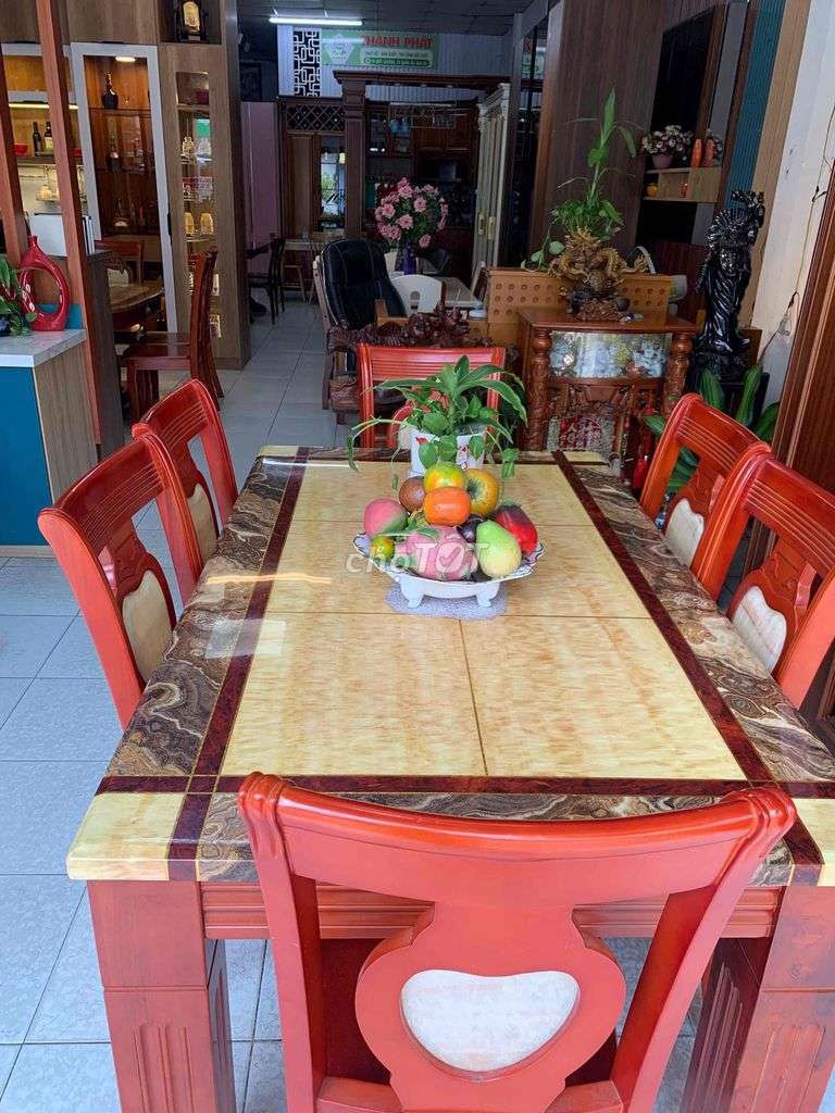 Bộ bàn ăn Gỗ Đá 6 ghế Gần như mới. Mua bán Bàn ghế tại Thành phố Biên Hòa Đồng Nai được đăng bởi DH hình 1