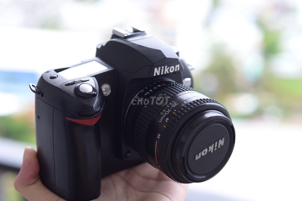 Nikon D70 kèm lens 35-70 màu vintage