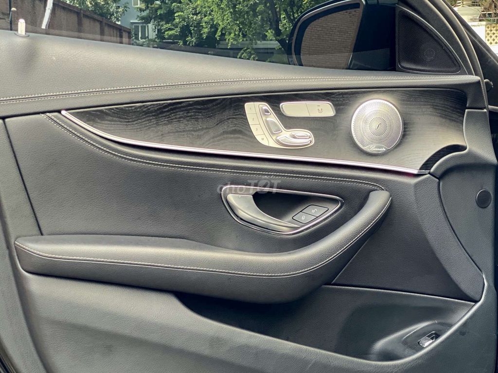 Mercedes E250 2018 mỗi năm đi 6000km — Chất xe cọp. Mua bán Ô tô tại Quận 7 Tp Hồ Chí Minh được đăng bởi Nguyễn Hoàng Vũ hình 12