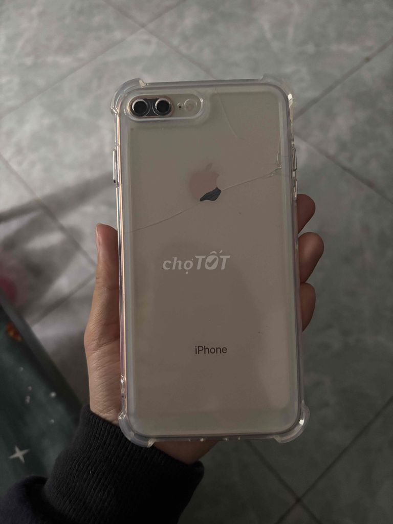 Apple iPhone 8 Plus 64GB. Mua bán Điện thoại tại Huyện Hoài Đức Hà Nội được đăng bởi Phạm Khánh Vân hình 1